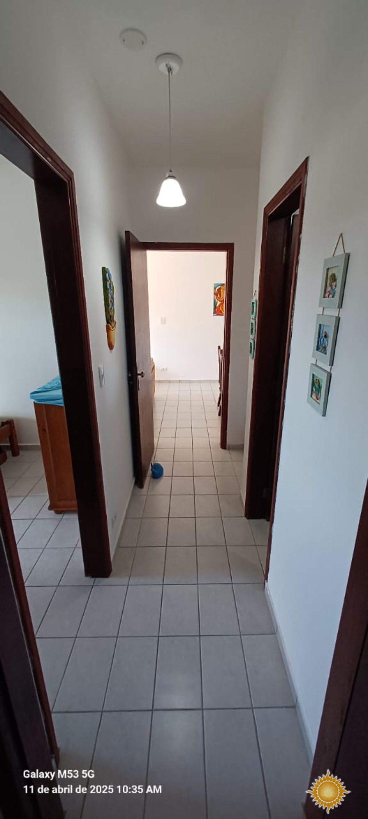 Ótima localização apto no centro com 02 dorms, 01 suíte, com área de lazer !!!