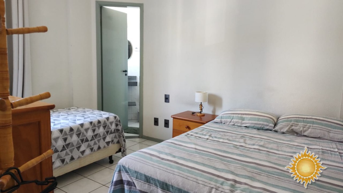 Amplo apto com 02 dorms, 01 suíte, 1 vaga de garagem, mobiliado !!!