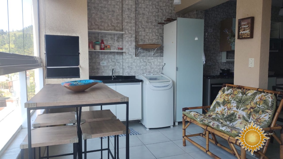 Ótimo apto com 2 dorms, sendo 01 suíte, mobiliada ! Aceita permuta com apto na região de Pinheiros / SP.