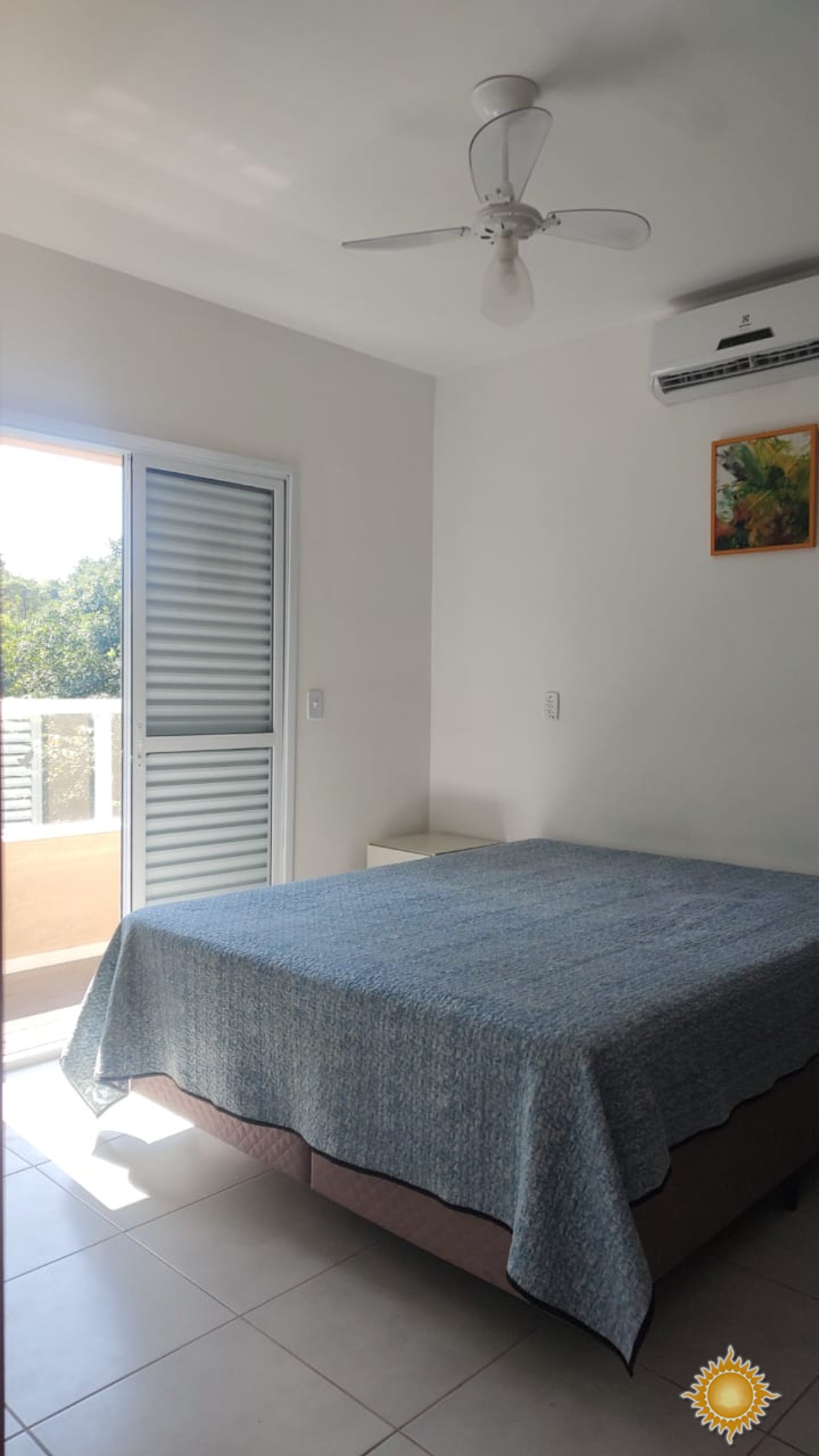 Ótimo apto com 2 dorms, sendo 01 suíte, mobiliada ! Aceita permuta com apto na região de Pinheiros / SP.