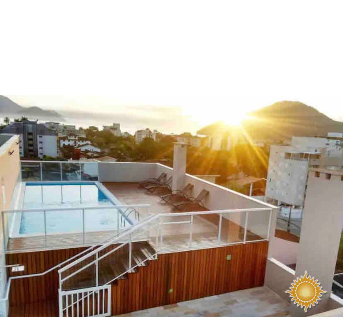 Ótima Localização Próximo a Orla do Itaguá !! Studio Mobiliado !!!