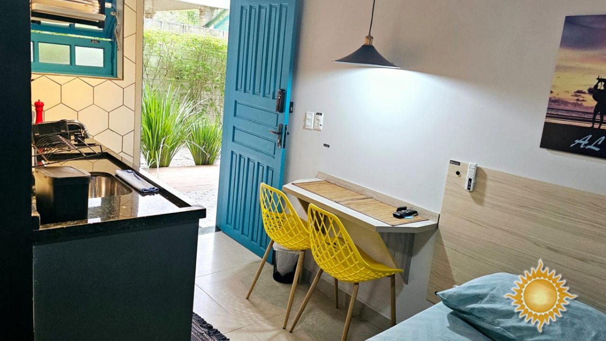 Lindo Loft a 400 Mts da Praia das Toninhas Mobiliado !!!