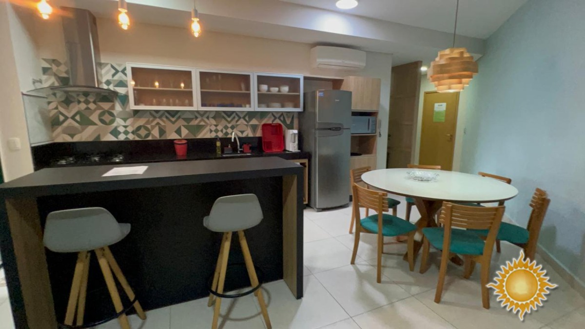 Lindo apto com 02 suítes, 01 lavabo, varanda gourmet, 02 vagas , mobiliado !!!