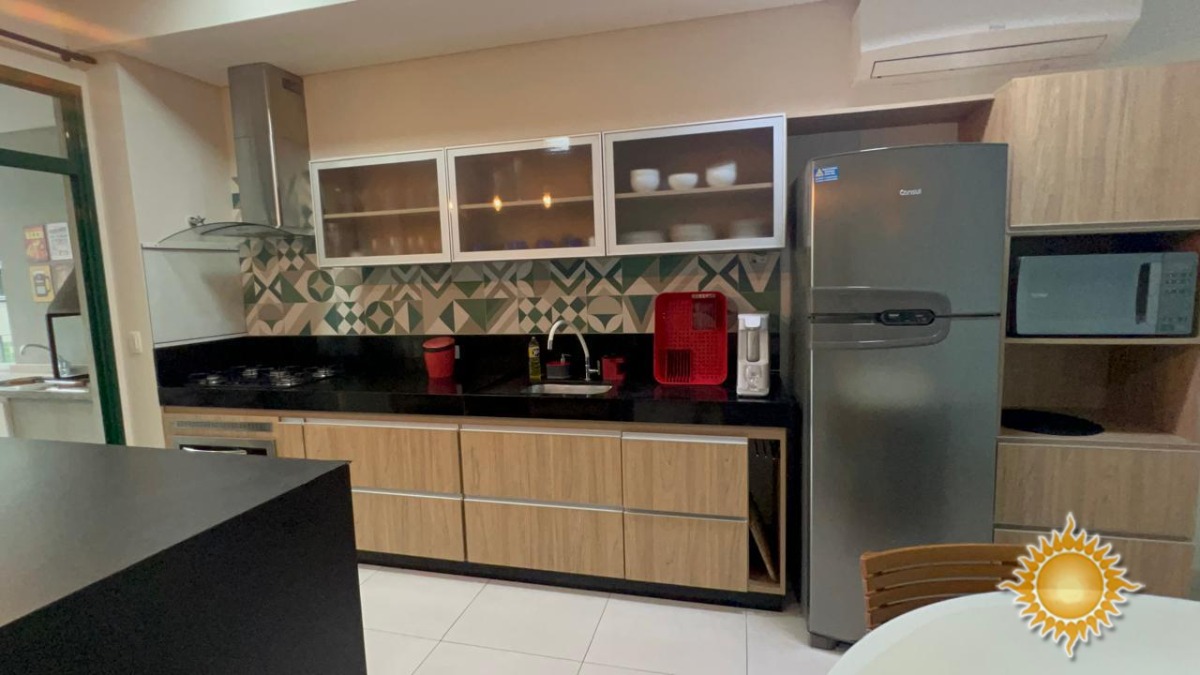 Lindo apto com 02 suítes, 01 lavabo, varanda gourmet, 02 vagas , mobiliado !!!