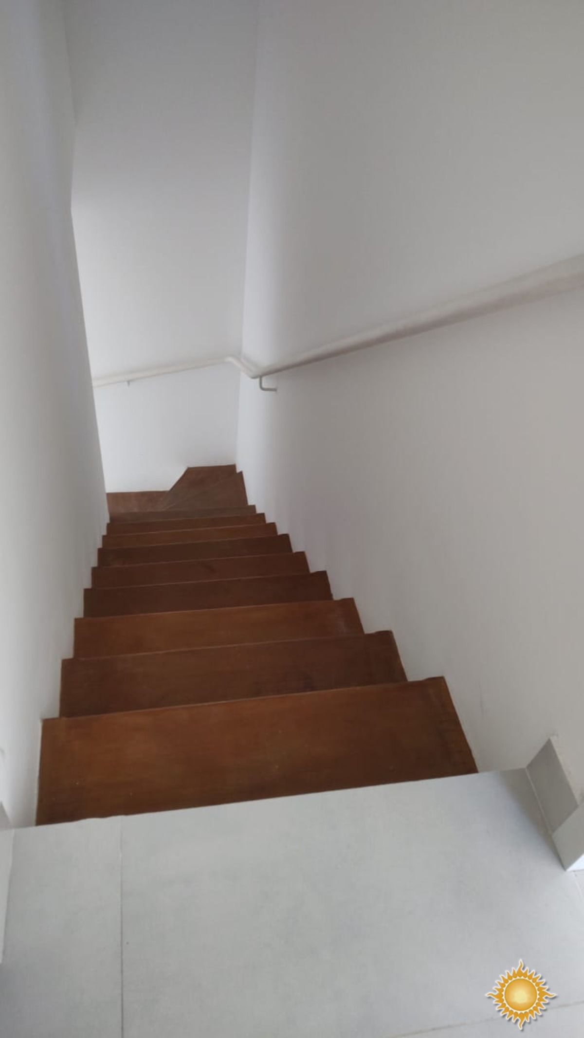 Condomínio de casa no Itaguá, com ótima área de lazer !!!