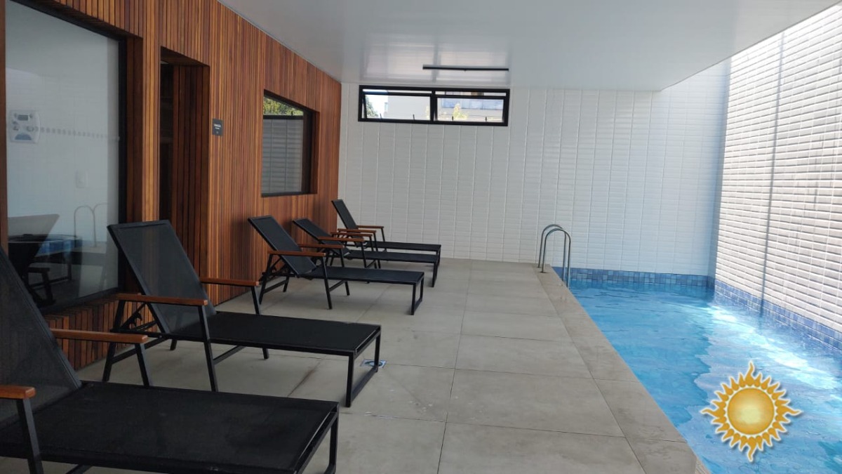 Condomínio de casa no Itaguá, com ótima área de lazer !!!