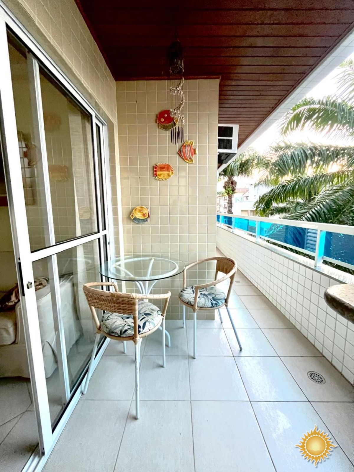 Excelente Localização Apto com Vista Mar, com 02 Dorms, 01 Suíte, Área de Lazer !!!