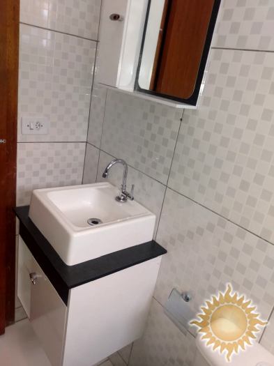 Ótimo Sobrado com 02 dormitórios, 02 banheiros, mobiliado , próximo da praia !!!