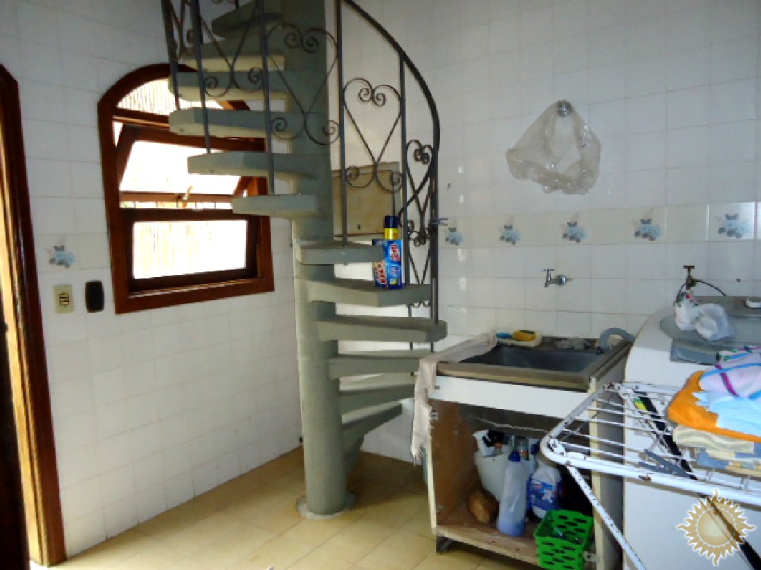 Casa Pé na areia, com 6 suítes, em Condomínio Fechado !!!
