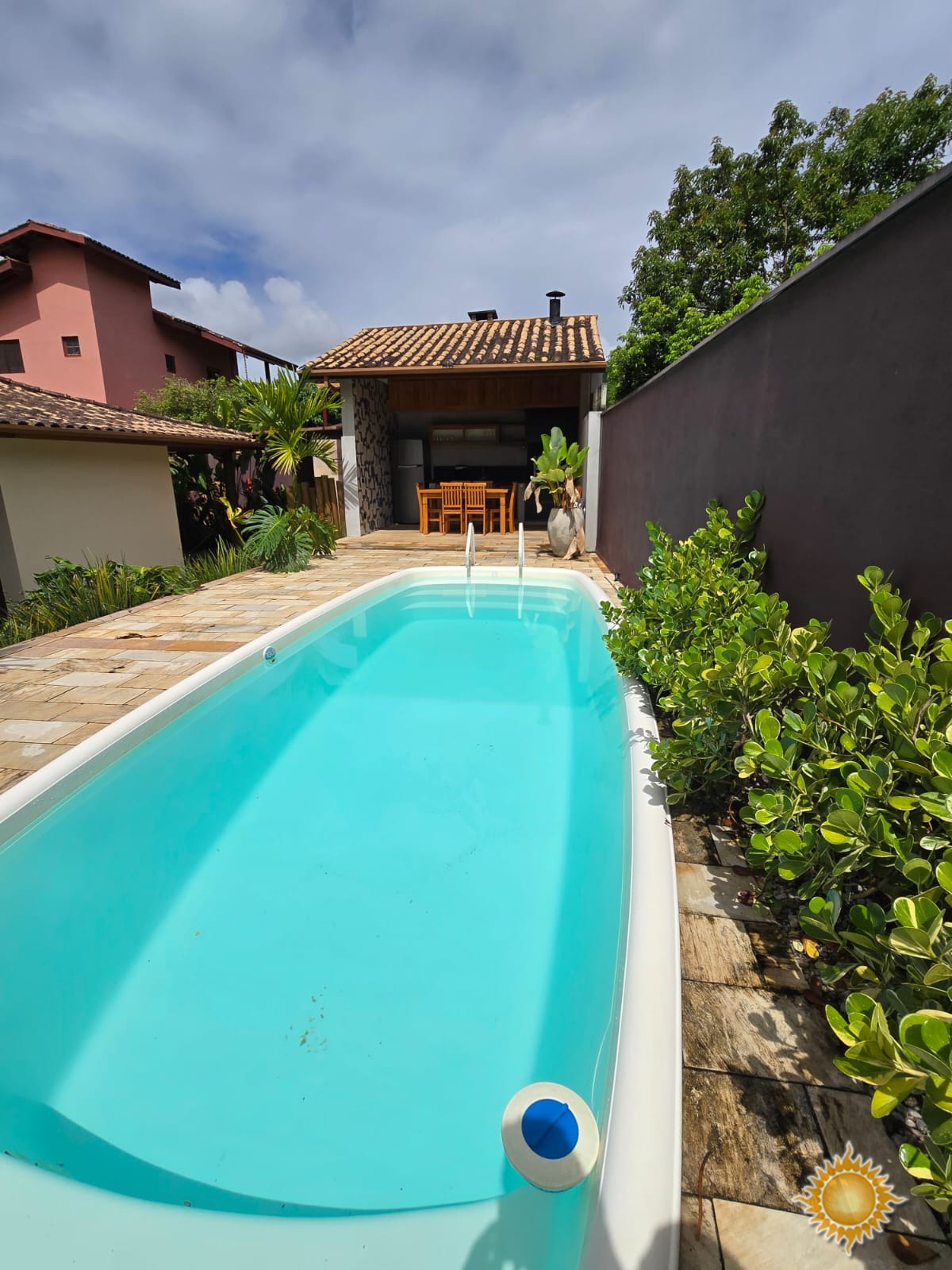 Linda Casa Na Ressaca: com 03 Dorms, Sendo 01 Suíte, com Área de Lazer !!!