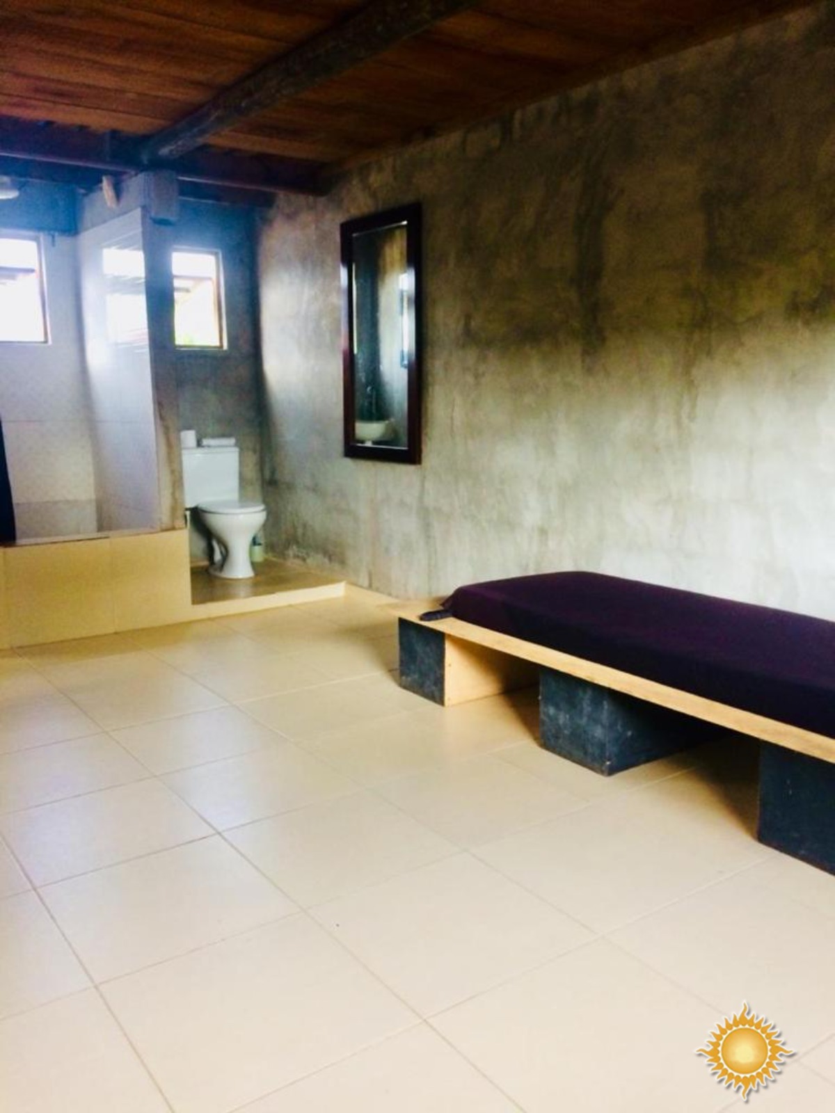 Oportunidade terreno no Perequê Açu com uma pequena casa em final de acabamento !!!