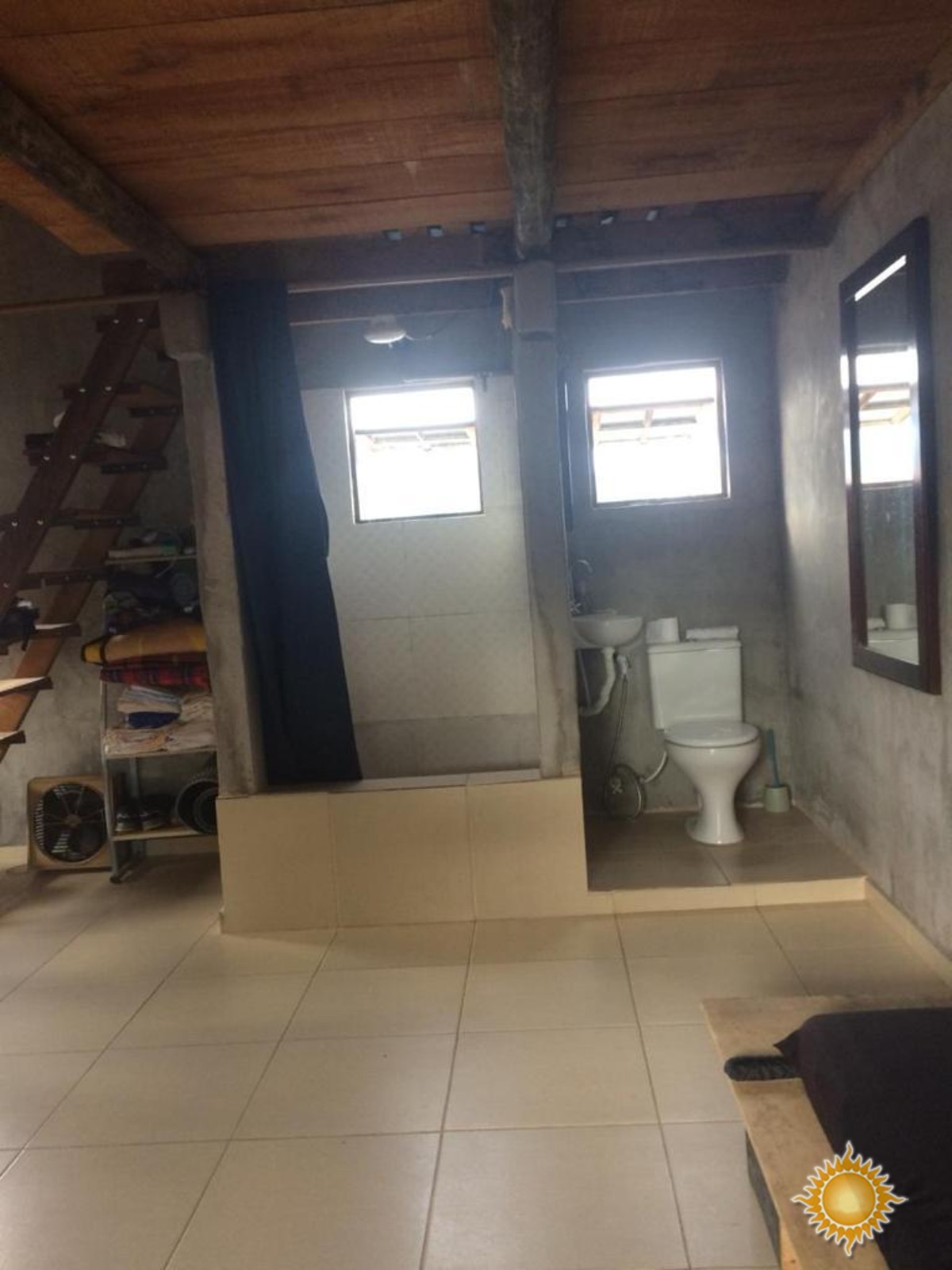 Oportunidade terreno no Perequê Açu com uma pequena casa em final de acabamento !!!
