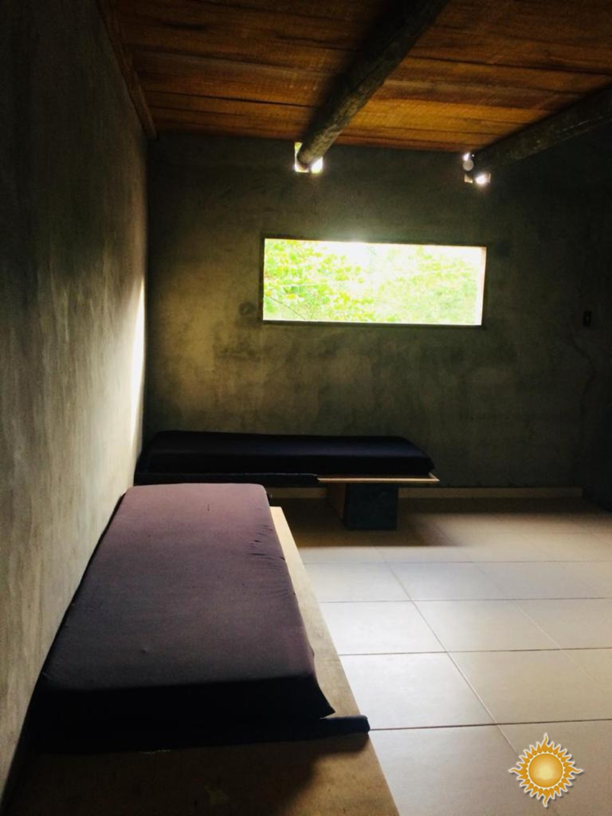 Oportunidade terreno no Perequê Açu com uma pequena casa em final de acabamento !!!
