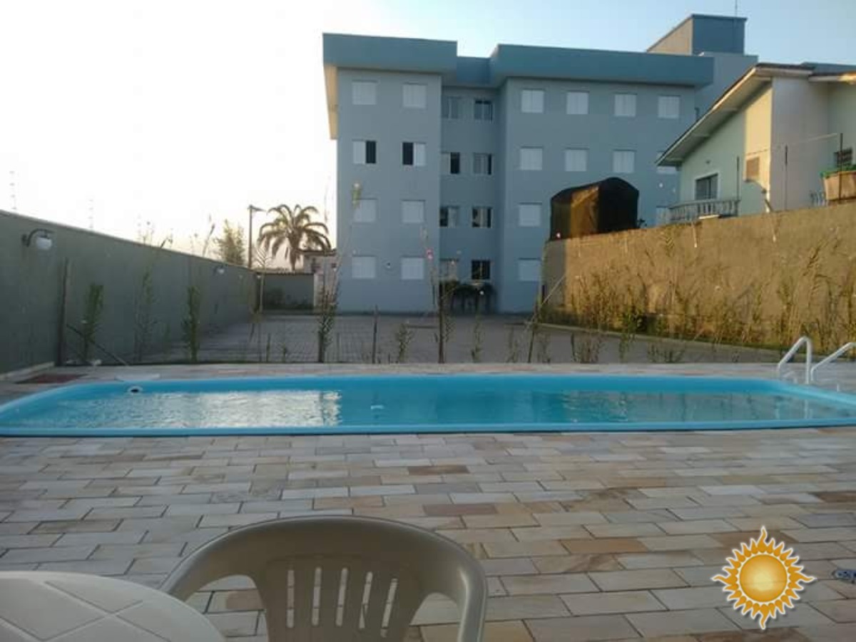 Ótimo Apto com 02 Dorms, 1 Banheiro, 2 Vagas, Condomínio com Área de Lazer !!! Mobiliado