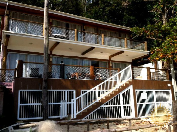 Linda Casa Pé Na Areia Casa Principal Mais Três Chalés, Praia do Engenho Aceita Permuta !!!