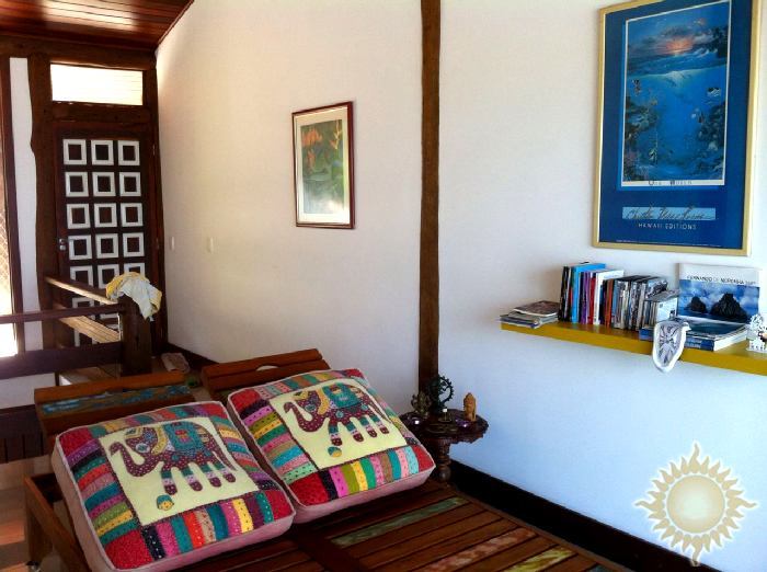 Linda casa pé na areia casa principal mais três chalés, Praia do Engenho aceita permuta !!!