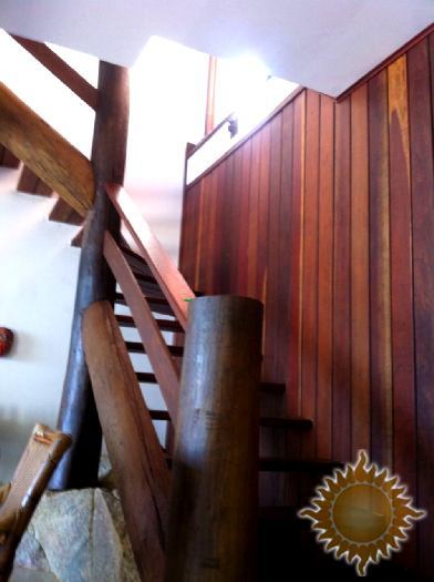 Linda casa pé na areia casa principal mais três chalés, Praia do Engenho aceita permuta !!!