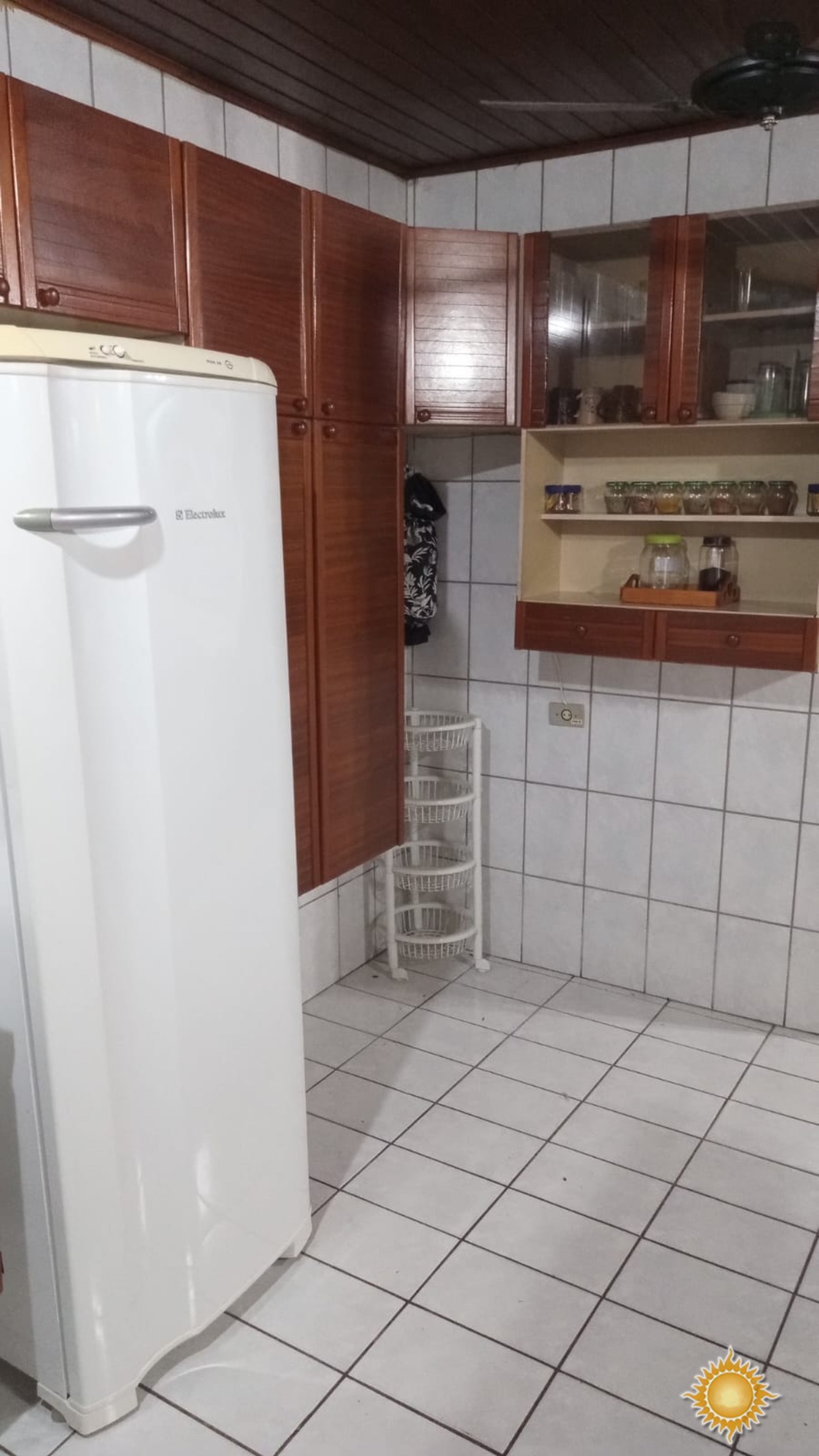 Casa em Condomínio Fechado no Saco da Ribeira com dois quartos, sendo 1suite !!!