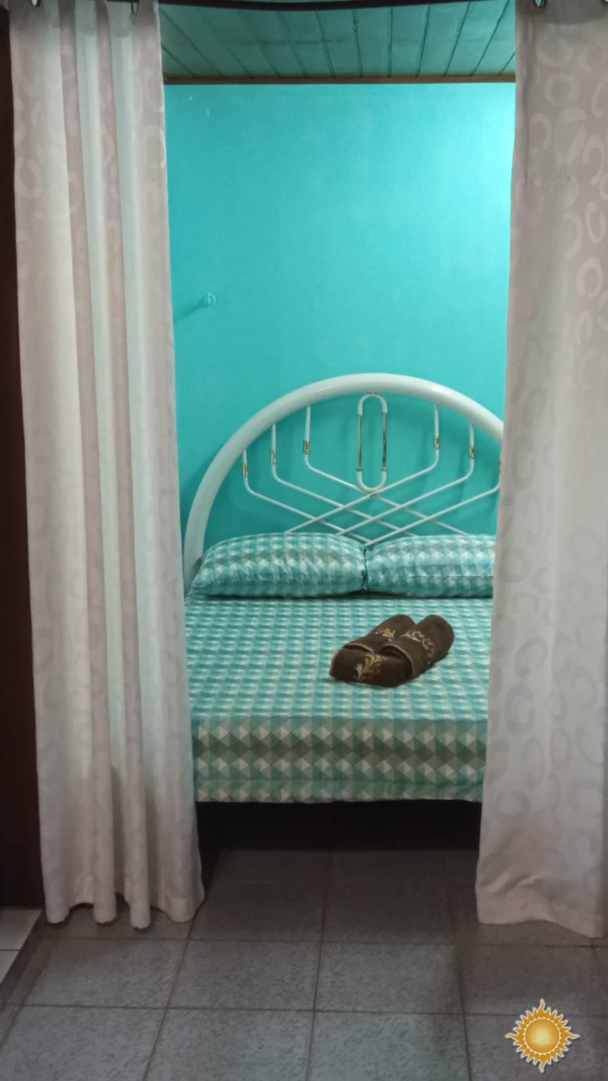 Casa em Condomínio Fechado no Saco da Ribeira com dois quartos, sendo 1suite !!!