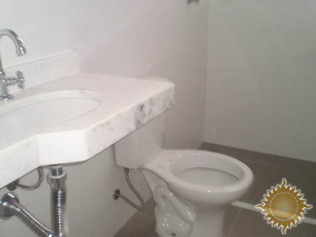 Ótimo apto no Centro de 03 dorms, 01 suíte, 01 vaga de garagem !!!