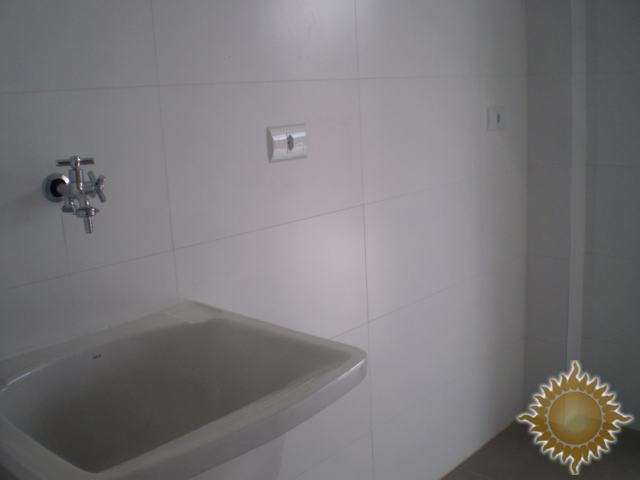 Ótimo apto no Centro de 03 dorms, 01 suíte, 01 vaga de garagem !!!
