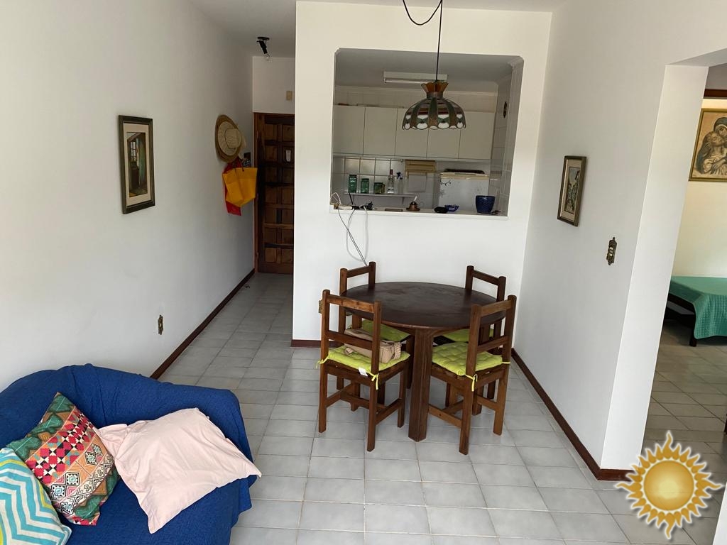 Apartamento Mobiliado , com 02 Quartos (sendo 01 Suíte) , Amplo Solarium com Duas Churrasqueiras e Wc !!!