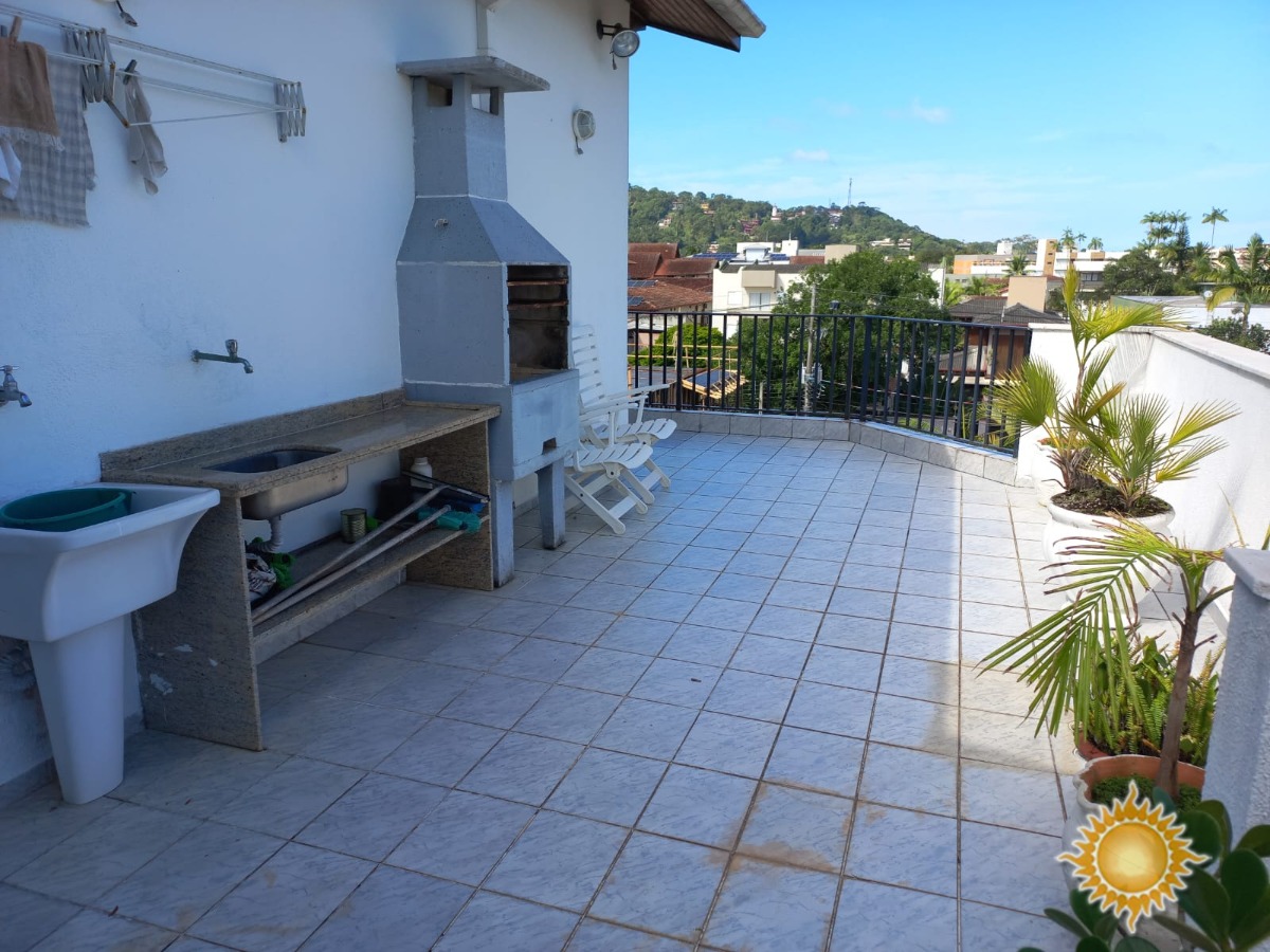 Ótimo Apartamento Cobertura Duplex Próximo da Orla da Praia do Itaguá !!