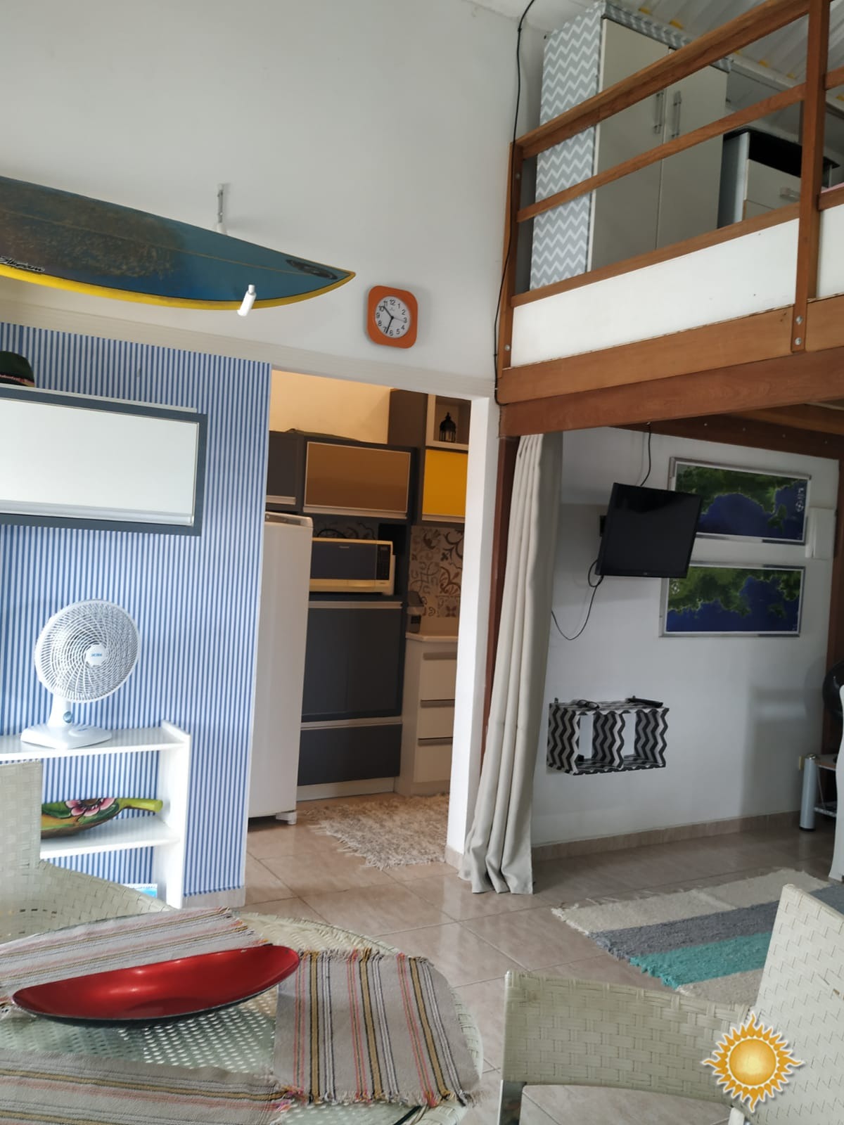 Apto Duplex com 01 Dorm o Segundo Dorm Opcional No Mezanino, Mobiliado, com 2 Vagas de Garagem !!!