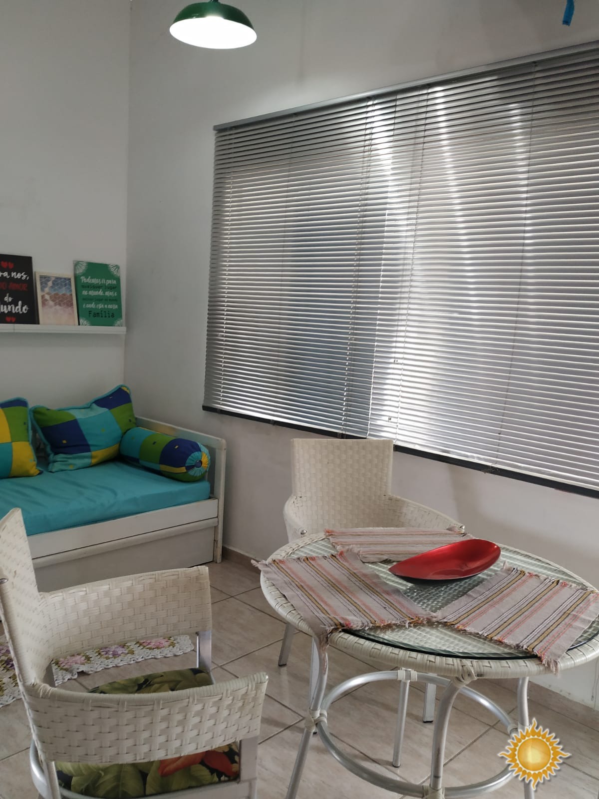 Apto duplex com 01 dorm o segundo dorm opcional no mezanino, mobiliado, com 2 vagas de garagem !!!
