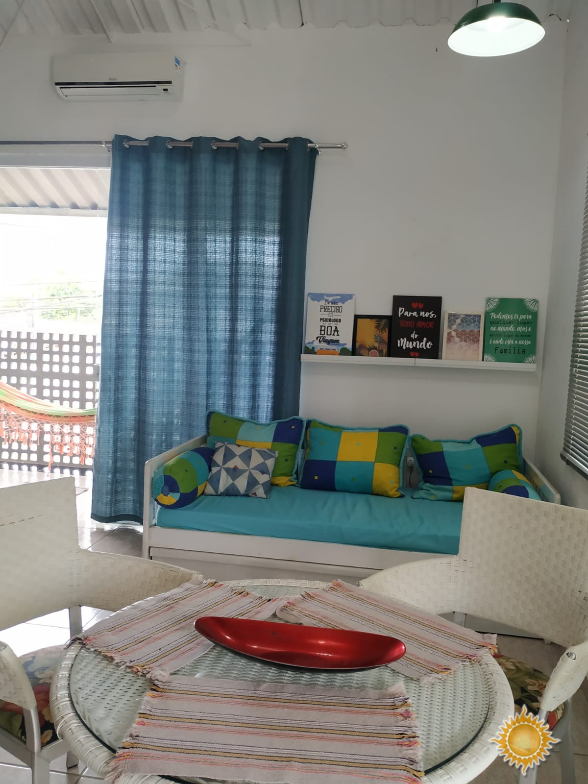 Apto duplex com 01 dorm o segundo dorm opcional no mezanino, mobiliado, com 2 vagas de garagem !!!