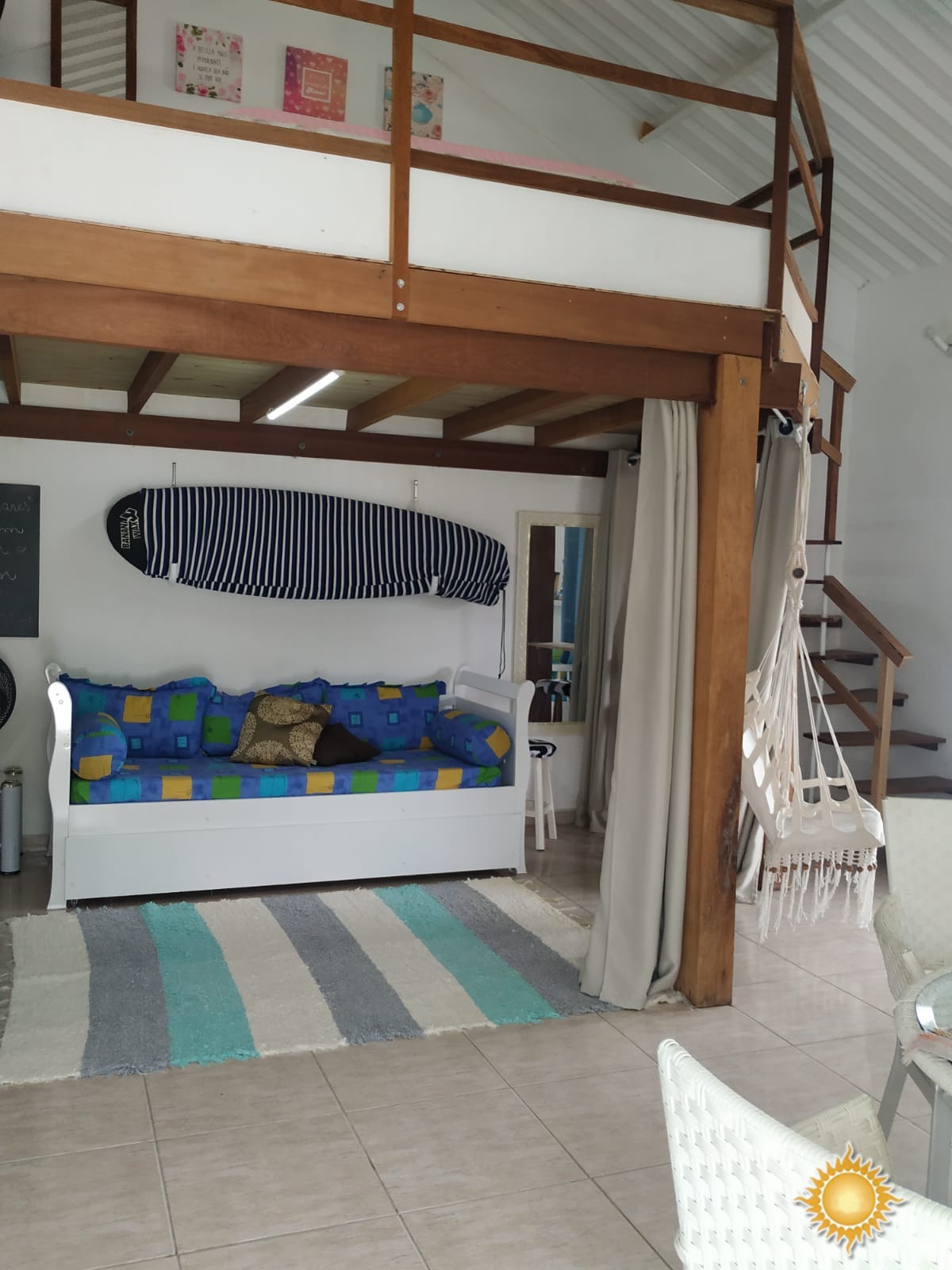 Apto duplex com 01 dorm o segundo dorm opcional no mezanino, mobiliado, com 2 vagas de garagem !!!