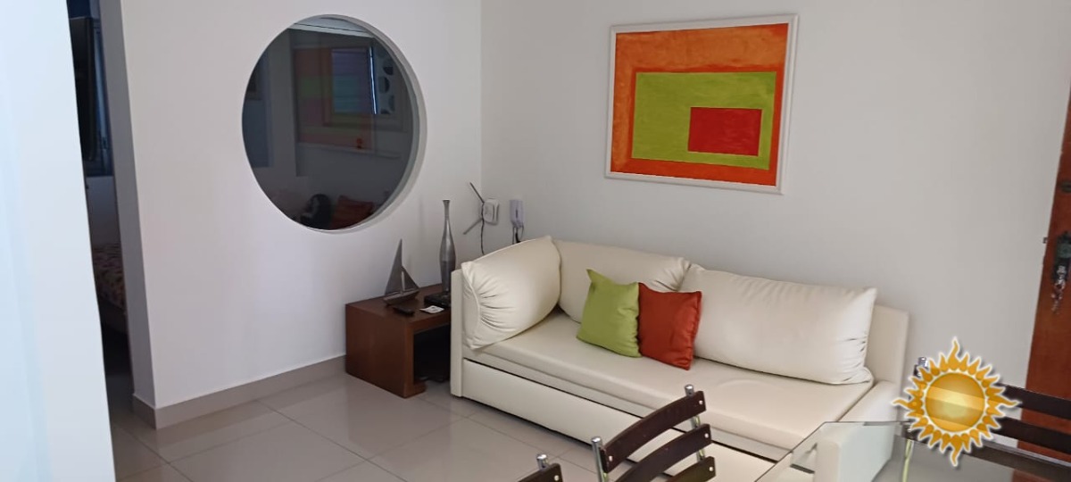 Ótima Localização Apto com 01 Dorm, 01 Banheiro, Mobiliado, com Linda Vista Pro Mar !!!
