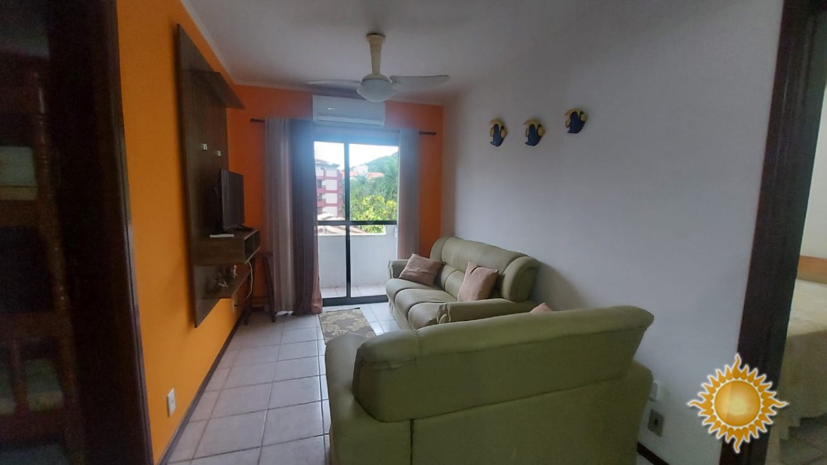 Ótima Localização Apto com 02 Dorms, 01 Suíte, 01 Vaga Coberta, Elevador !!!