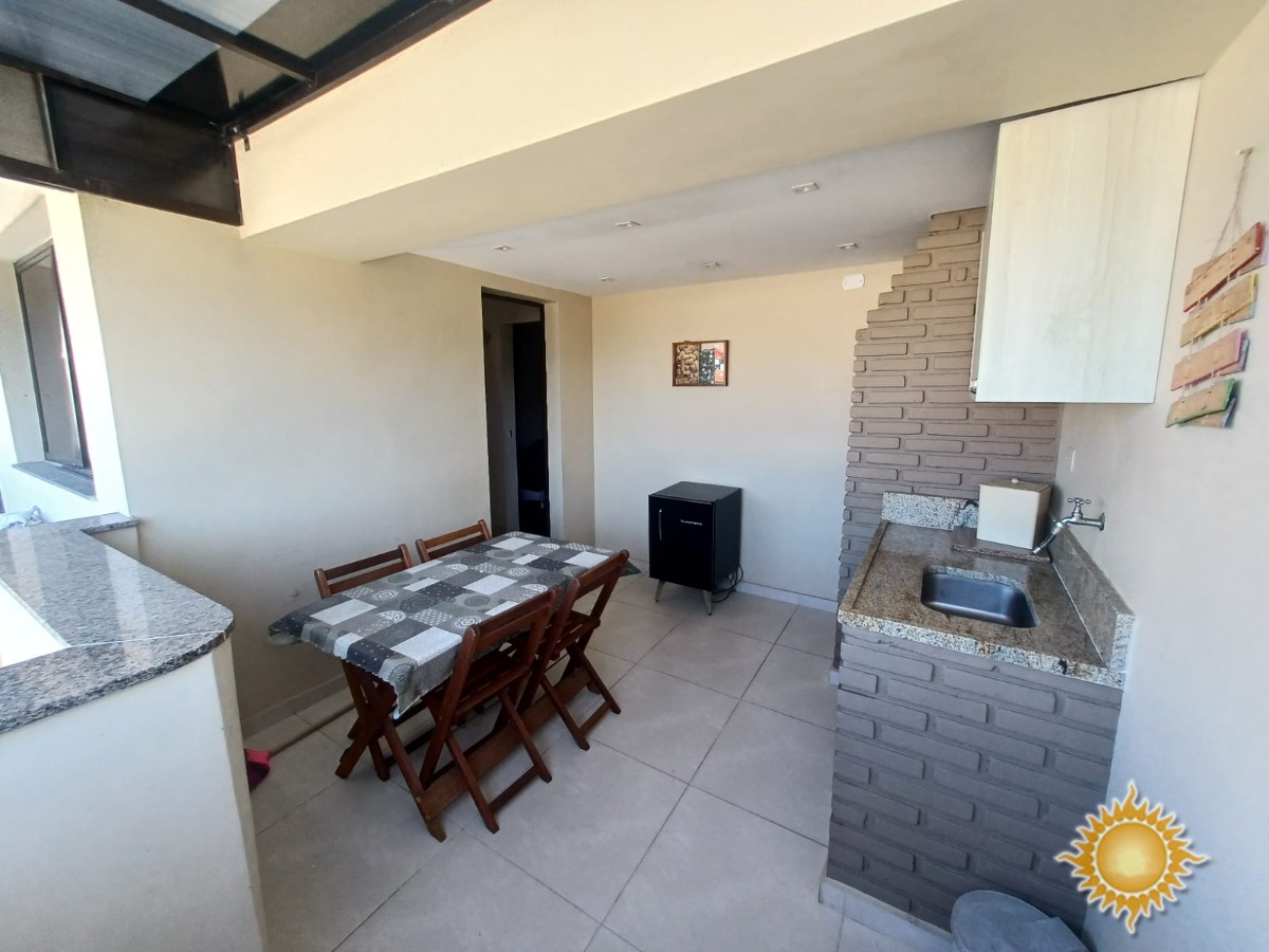 Excelente Localização Cobertura Duplex de 03 Dorms, 01 Suíte, Varanda Gourmet, Aceita Imóvel de Menor Valor Como Part Pagamento !!