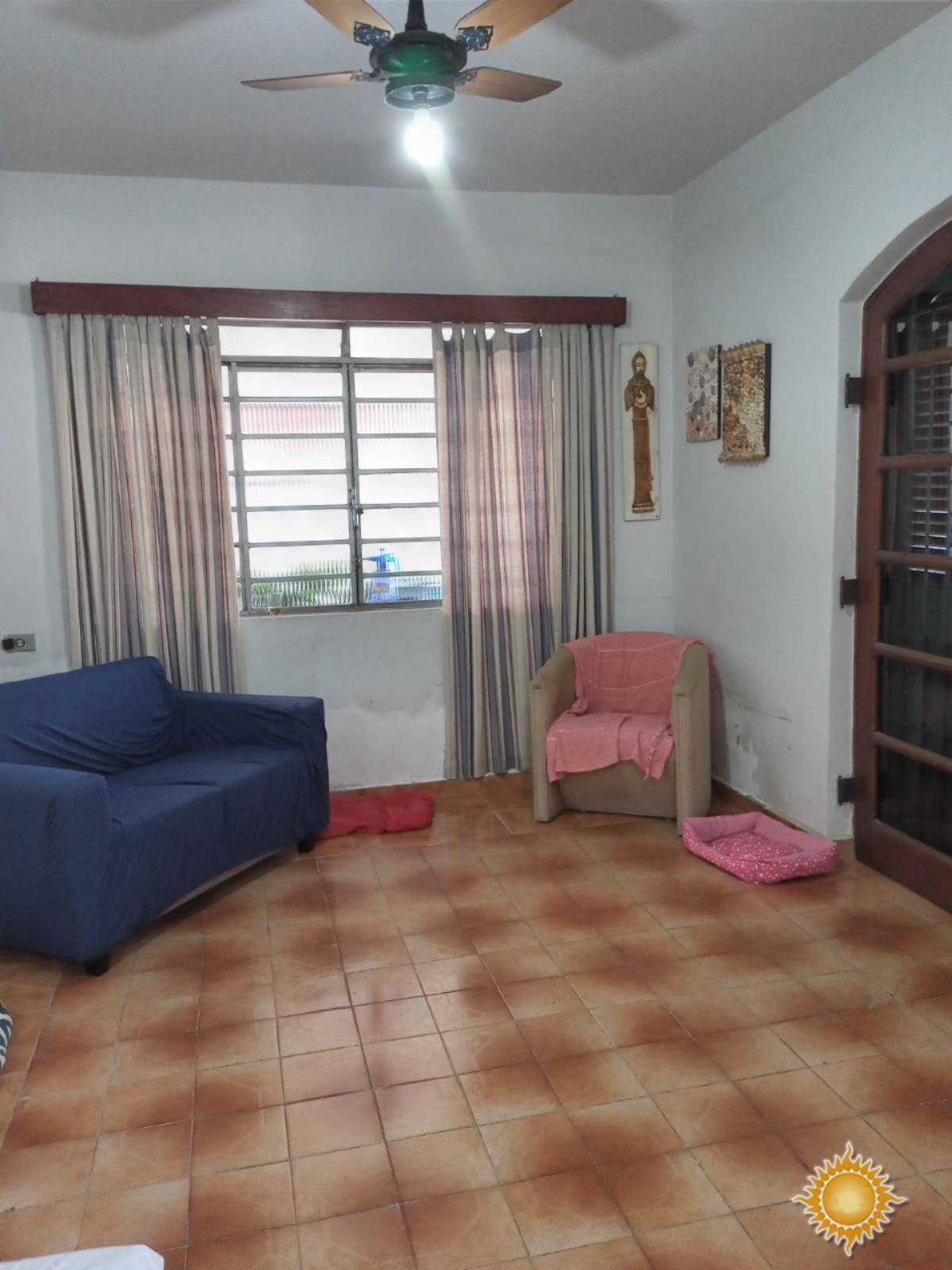 Ótima localização excelente casa principal com 03 dorms, sen