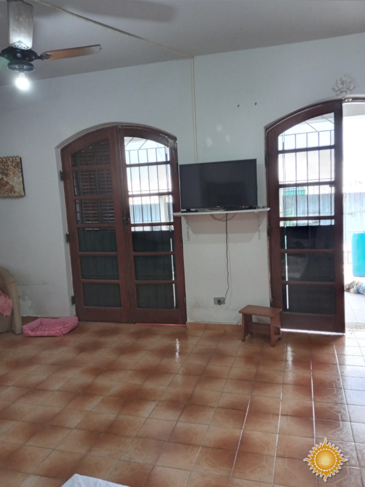 Ótima localização excelente casa principal com 03 dorms, sen