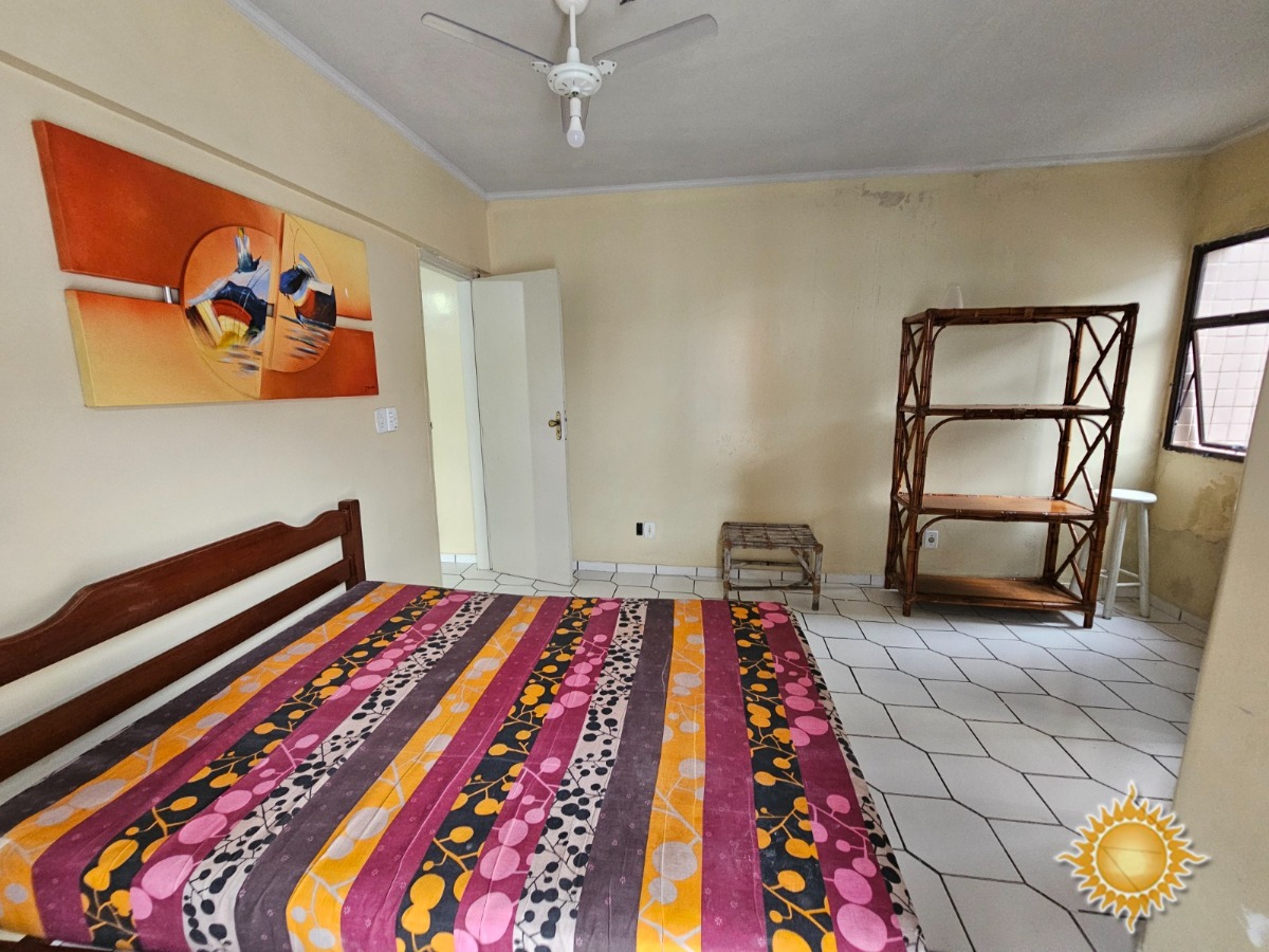 Excelente localização próximo da praia, cobertura com 03 dorms, sendo 02 suítes !!!