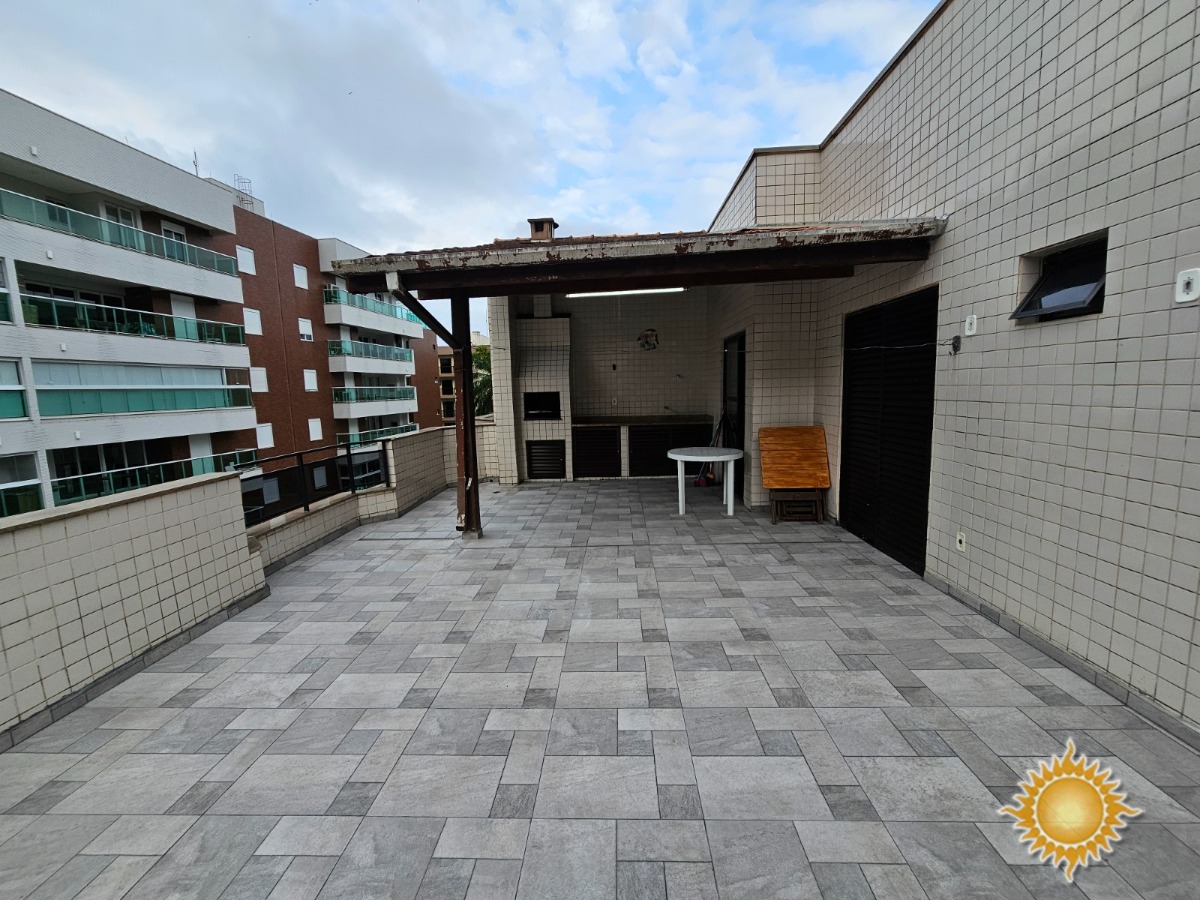 Excelente Localização Próximo da Praia, Cobertura com 03 Dorms, Sendo 02 Suítes !!!