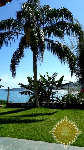 Excelente Localização Casa com 7 Dorms, Sendo 5 Suítes, com Vista para Varias Praias !!!