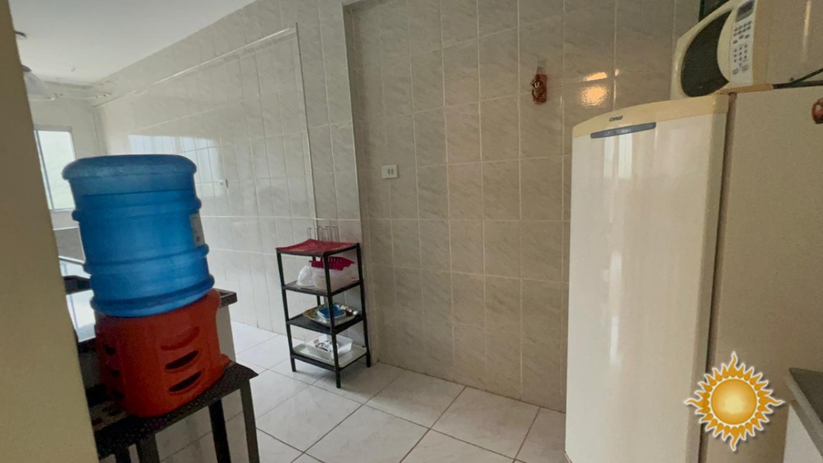 Amplo apto com 02 dormitórios, sendo 01 suíte, mobiliado !!!